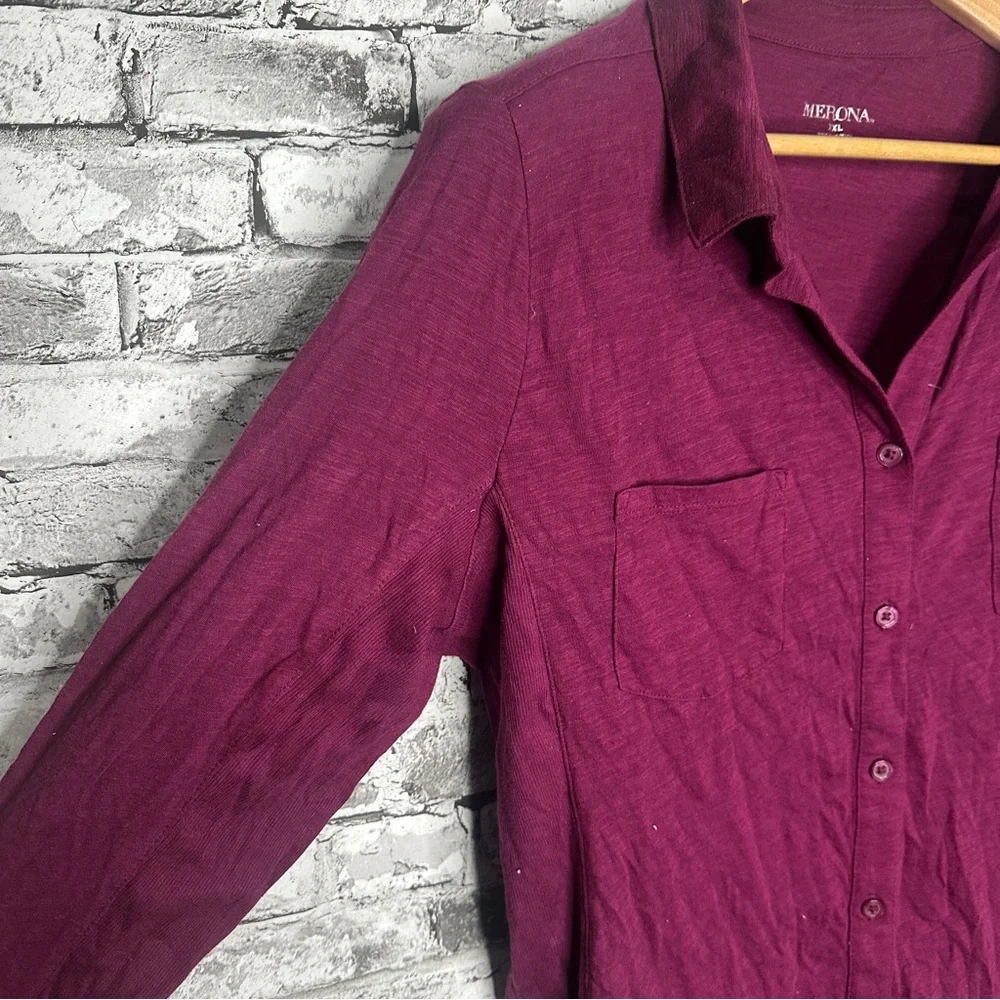 EUC Merona Women's Maroon Button-Down Shirt Size XXL - Picture 4 of 13